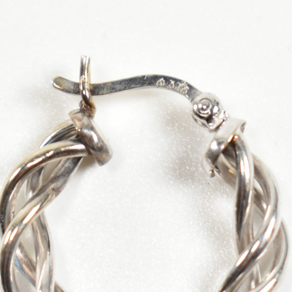 TWO PAIRS OF 9CT WHITE GOLD HOOP EARRINGS - Image 3 of 6