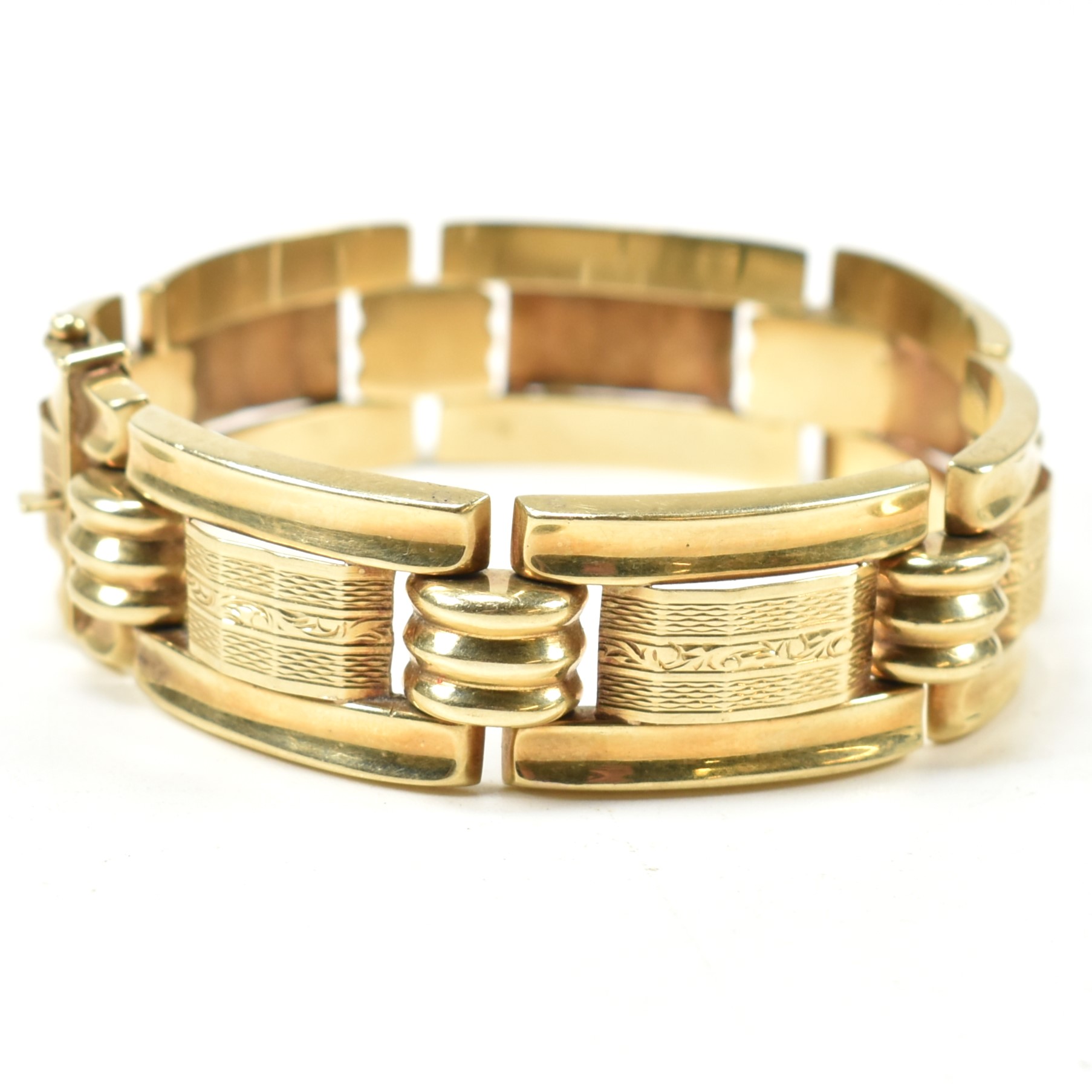 14CT GOLD VINTAGE TANK LINK BRACELET - Image 5 of 9