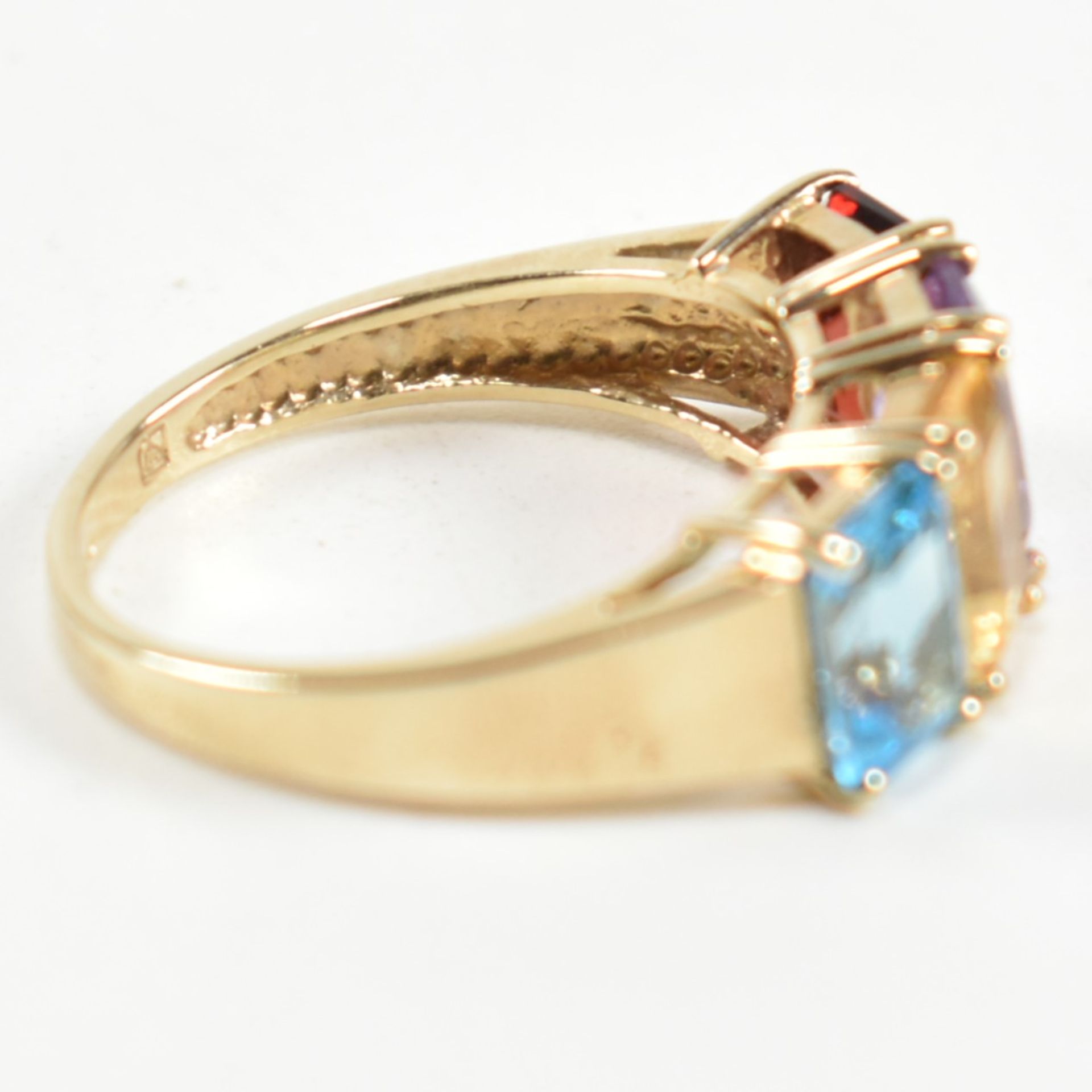 HALLMARKED 9CT GOLD GARNET & AMETHYST & CIRTINE & TOPAZ RING - Image 5 of 9