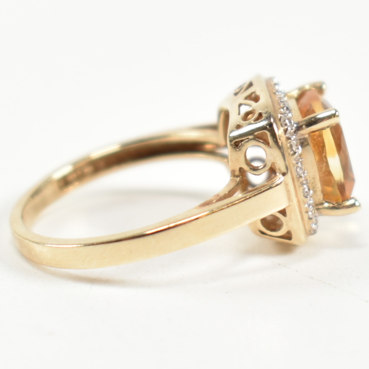 HALLMARKED 9CT GOLD CITRINE & DIAMOND RING - Image 4 of 9