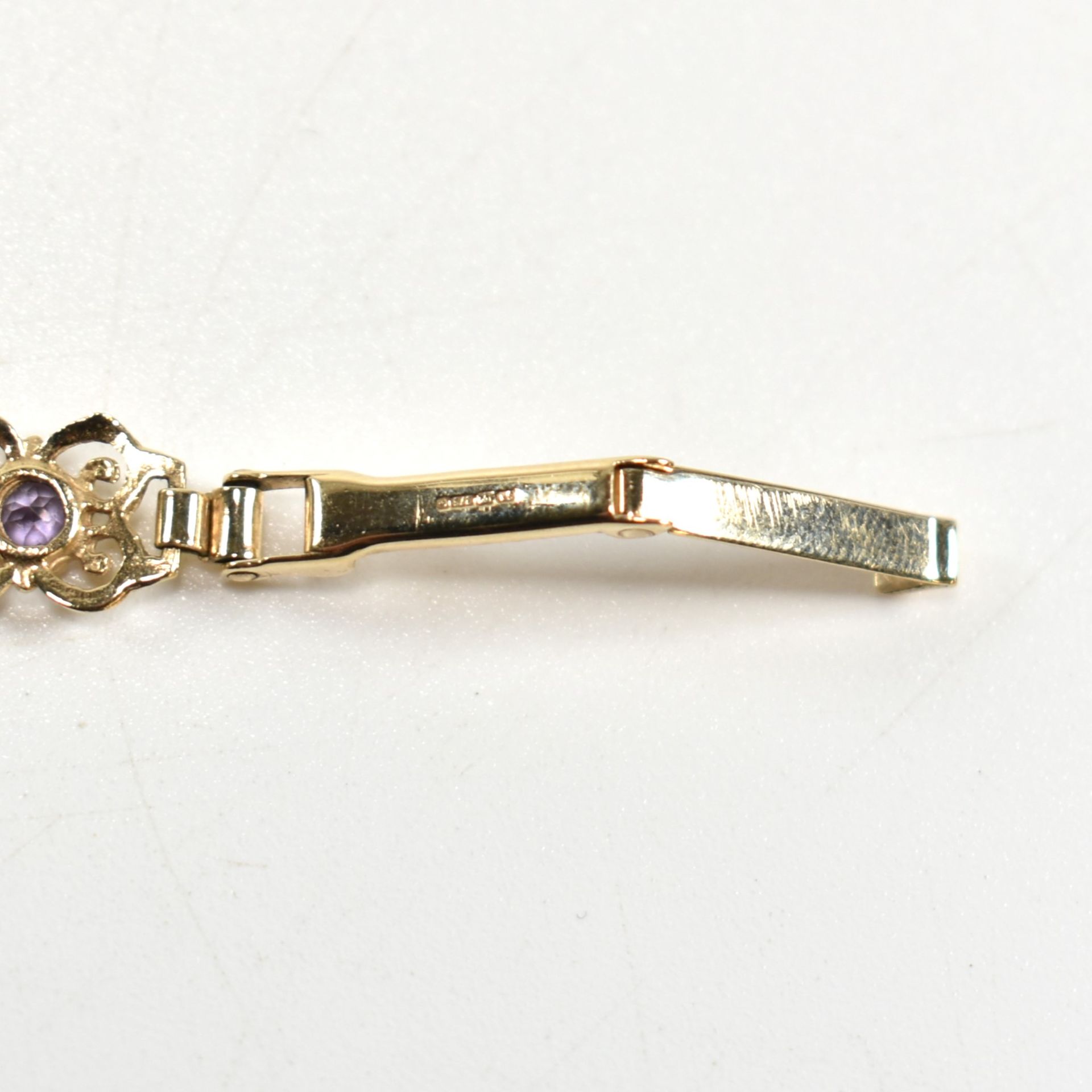 HALLMARKED 9CT GOLD SOVEREIGN WRISTWATCH WITH PURPLE STONES - Image 5 of 5