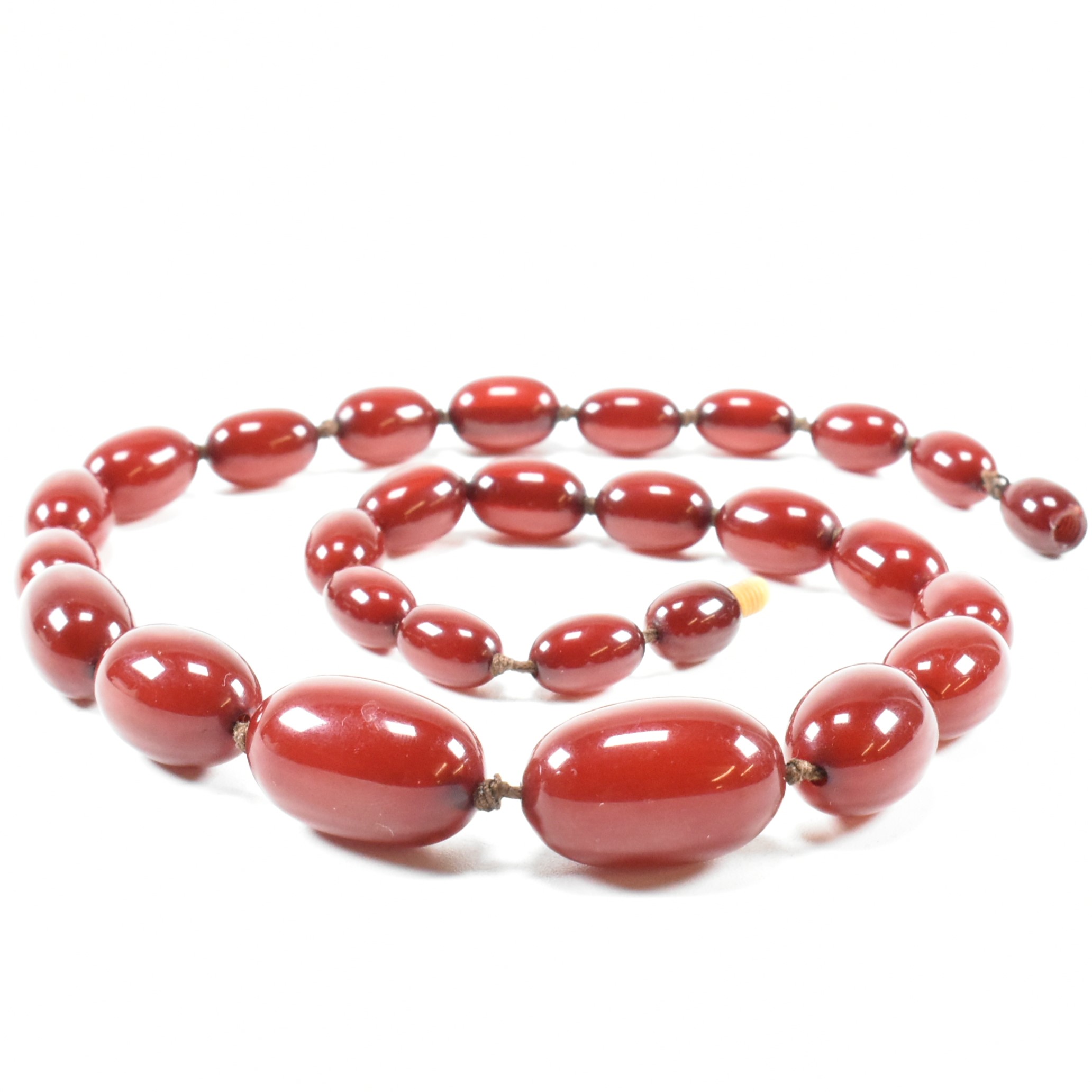 CHERRY AMBER BAKELITE BEAD NECKLACE - Image 4 of 7