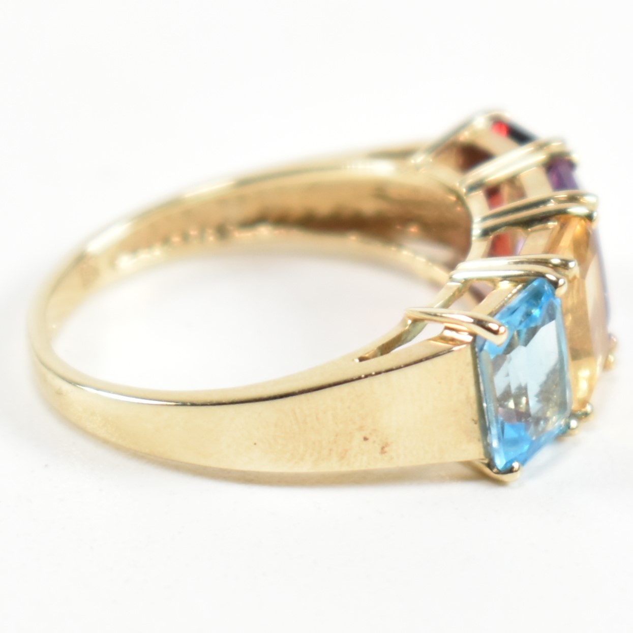 HALLMARKED 9CT GOLD GARNET & AMETHYST & CIRTINE & TOPAZ RING - Image 4 of 9