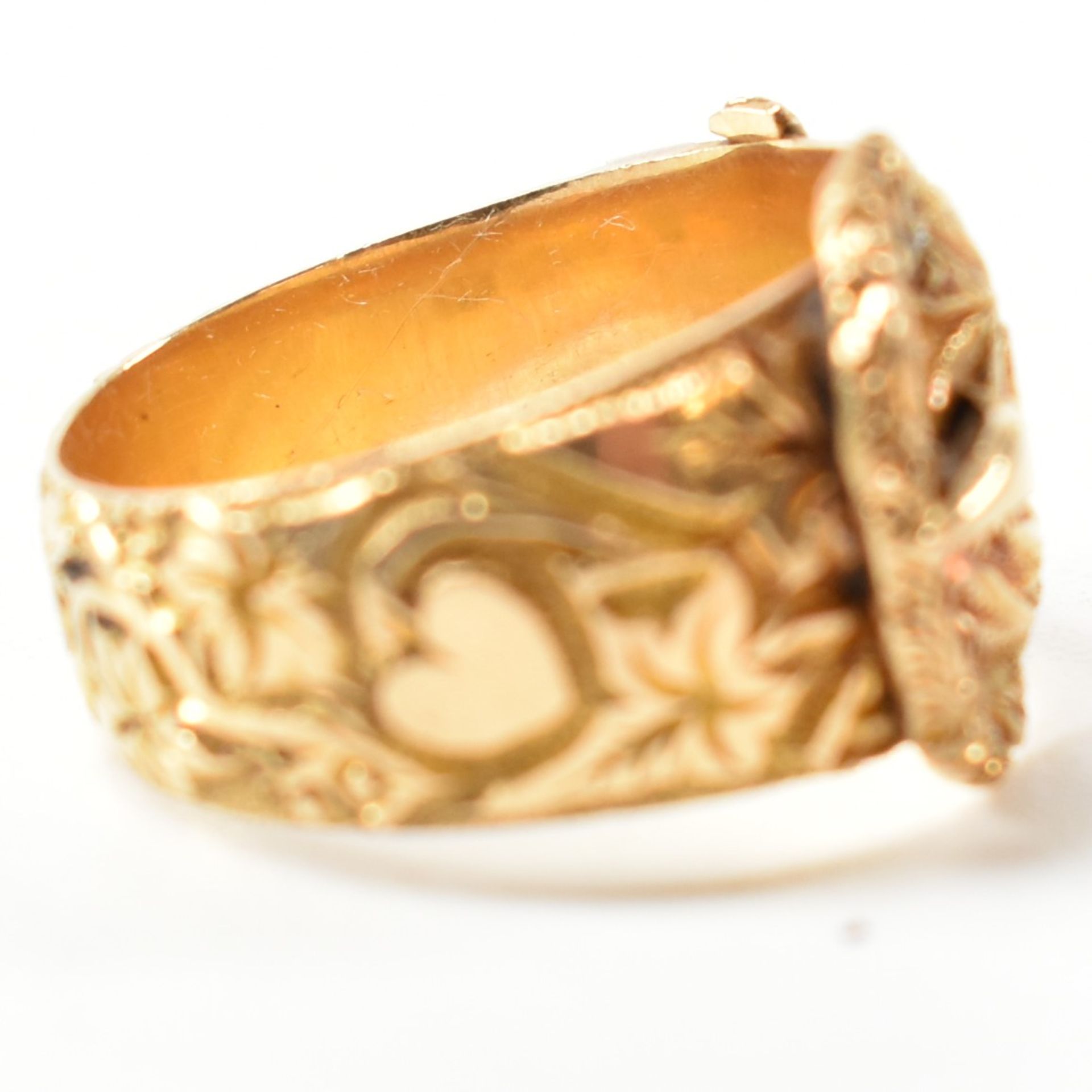 EDWARDIAN HALLMARKED 18CT GOLD BUCKLE RING - Image 4 of 9