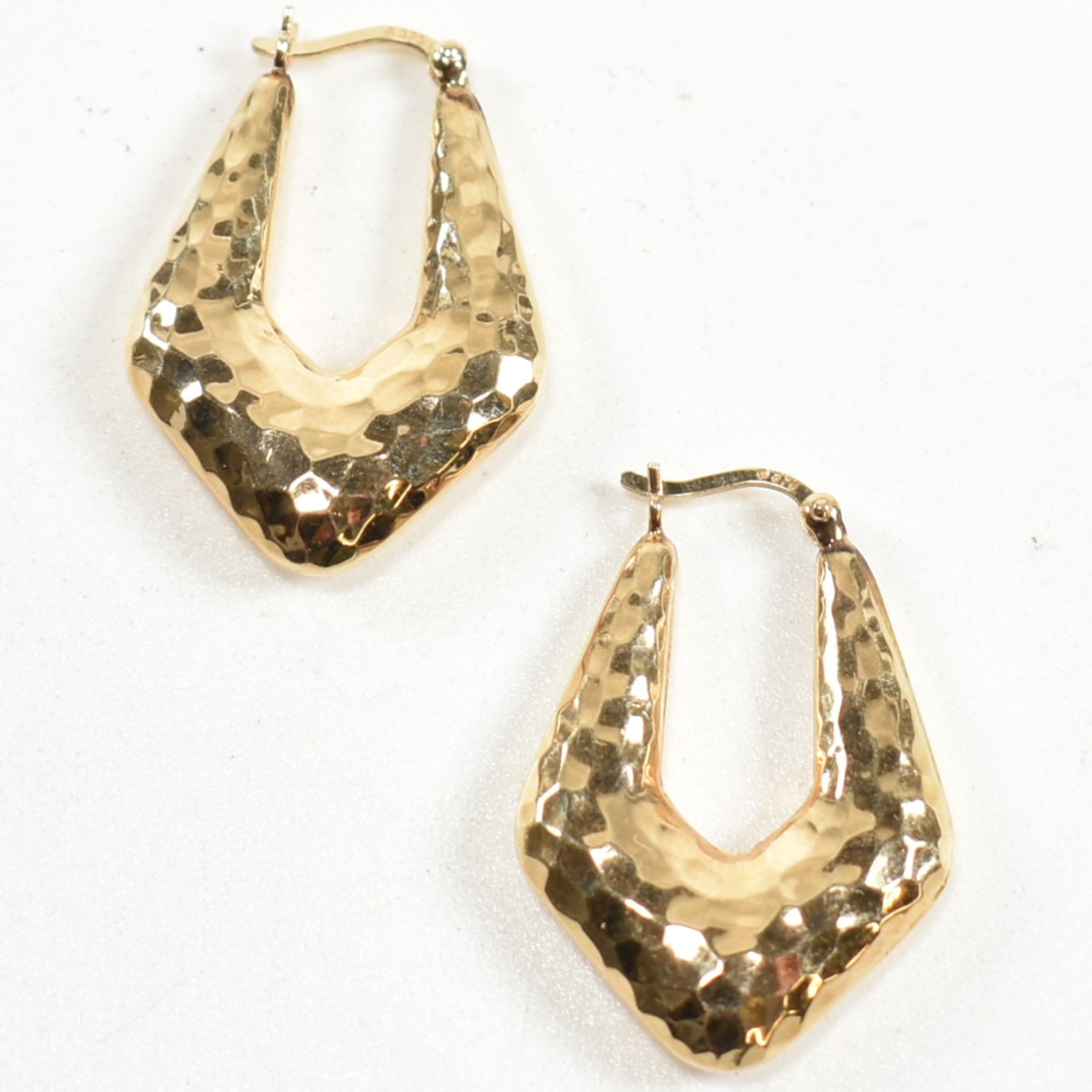 HALLMARKED 9CT GOLD HAMMERED HOOP EARRINGS