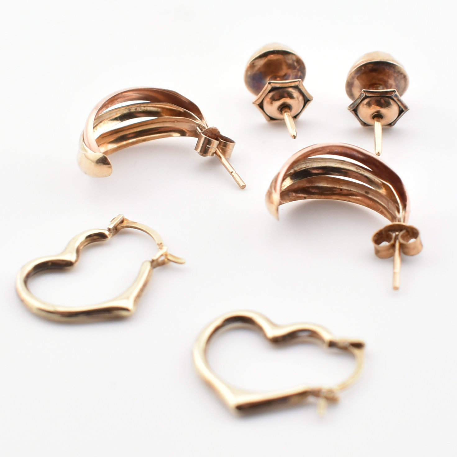 THREE PAIRS OF 9CT GOLD EARRINGS - Image 4 of 4