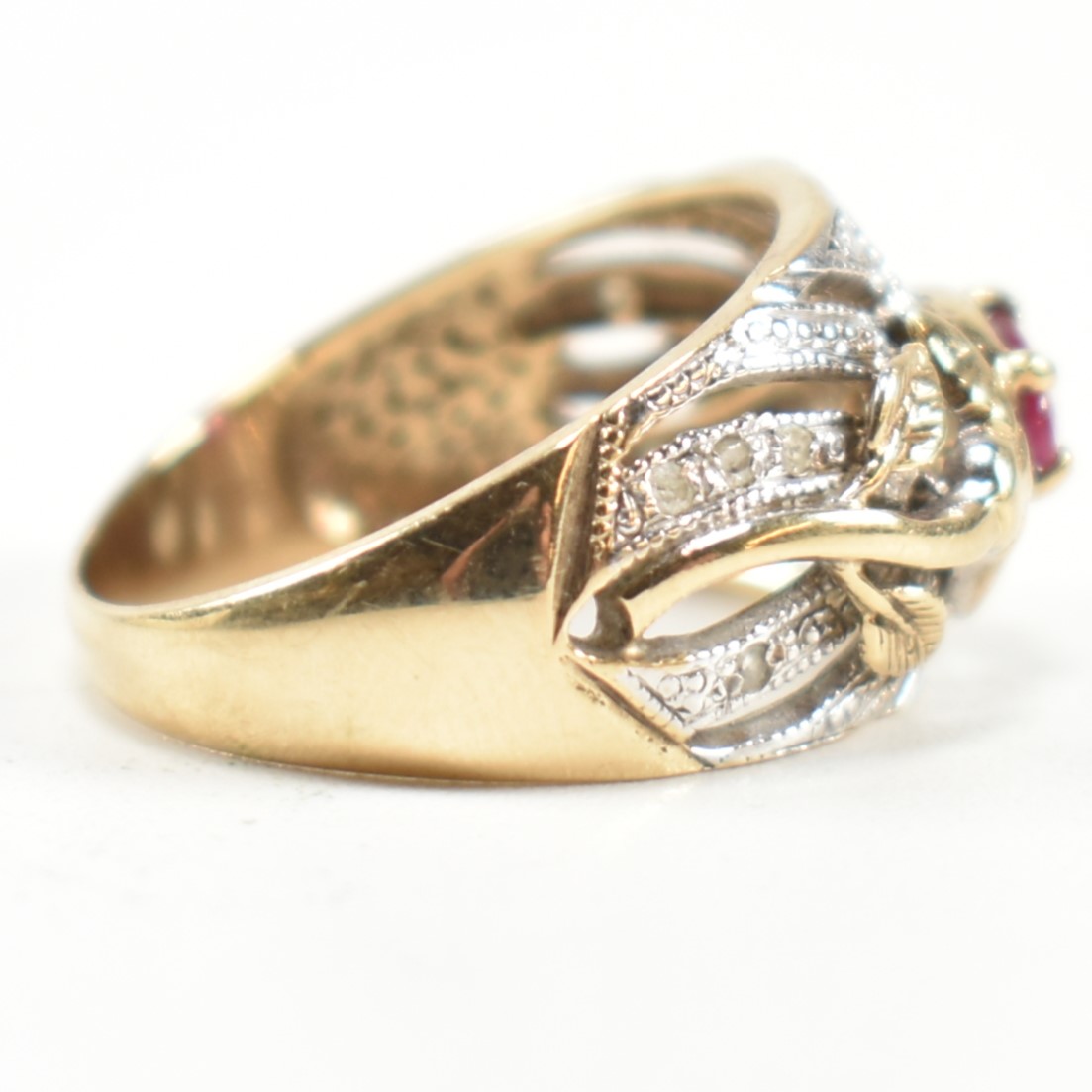 HALLMARKED 9CT GOLD RUBY & DIAMOND RING - Image 4 of 9