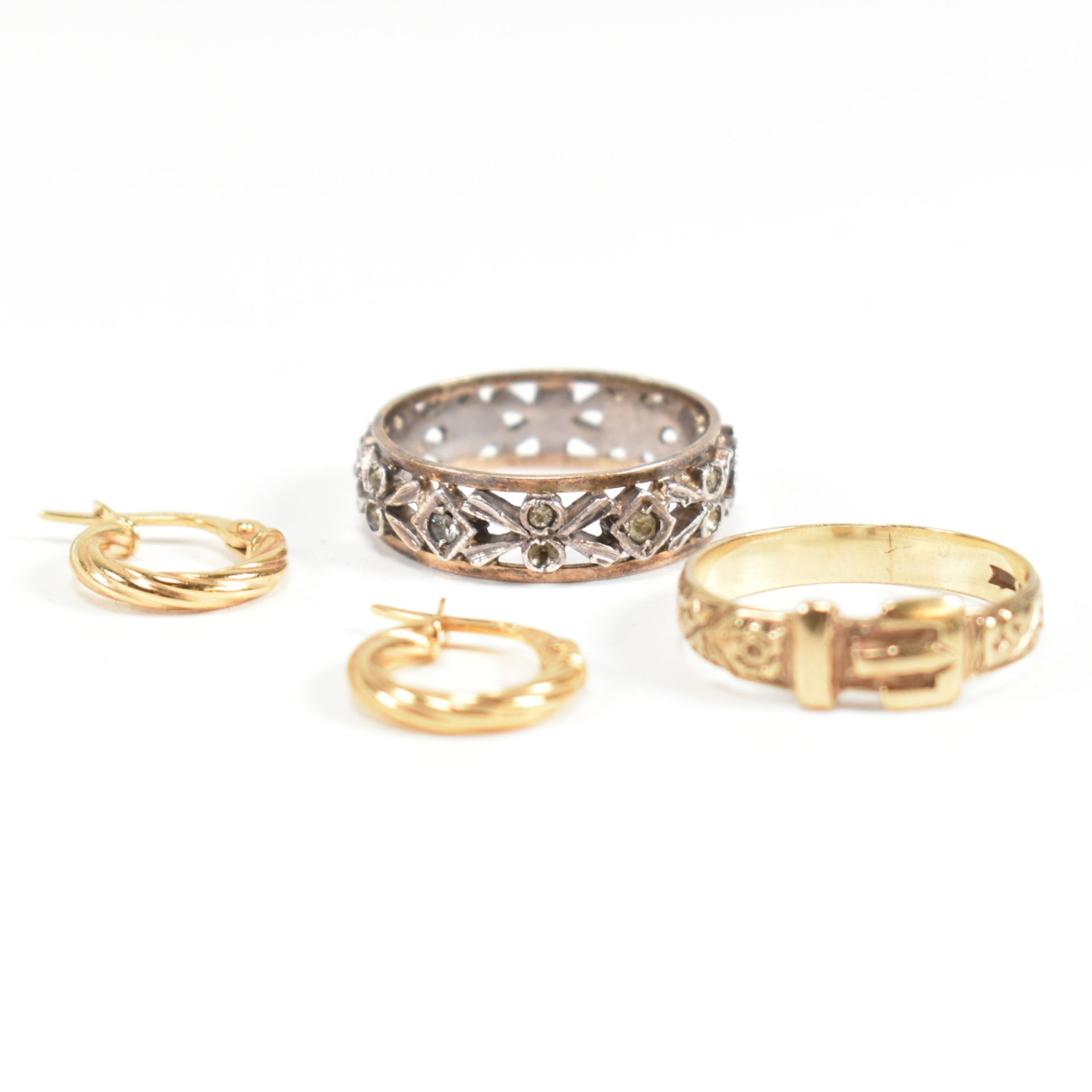 COLLECTION OF 9CT GOLD JEWELLERY INCLUDING GOLD & SILVER ETERNITY RING - Bild 2 aus 13