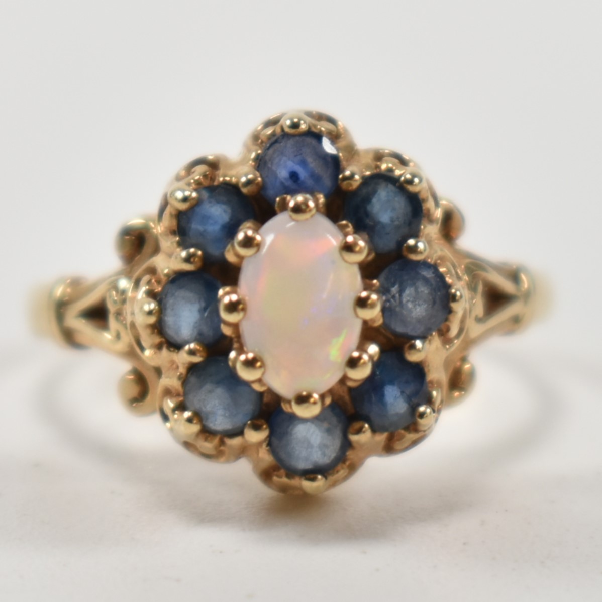 HALLMARKED 9CT GOLD SAPPHIRE & OPAL CLUSTER RING - Image 3 of 11