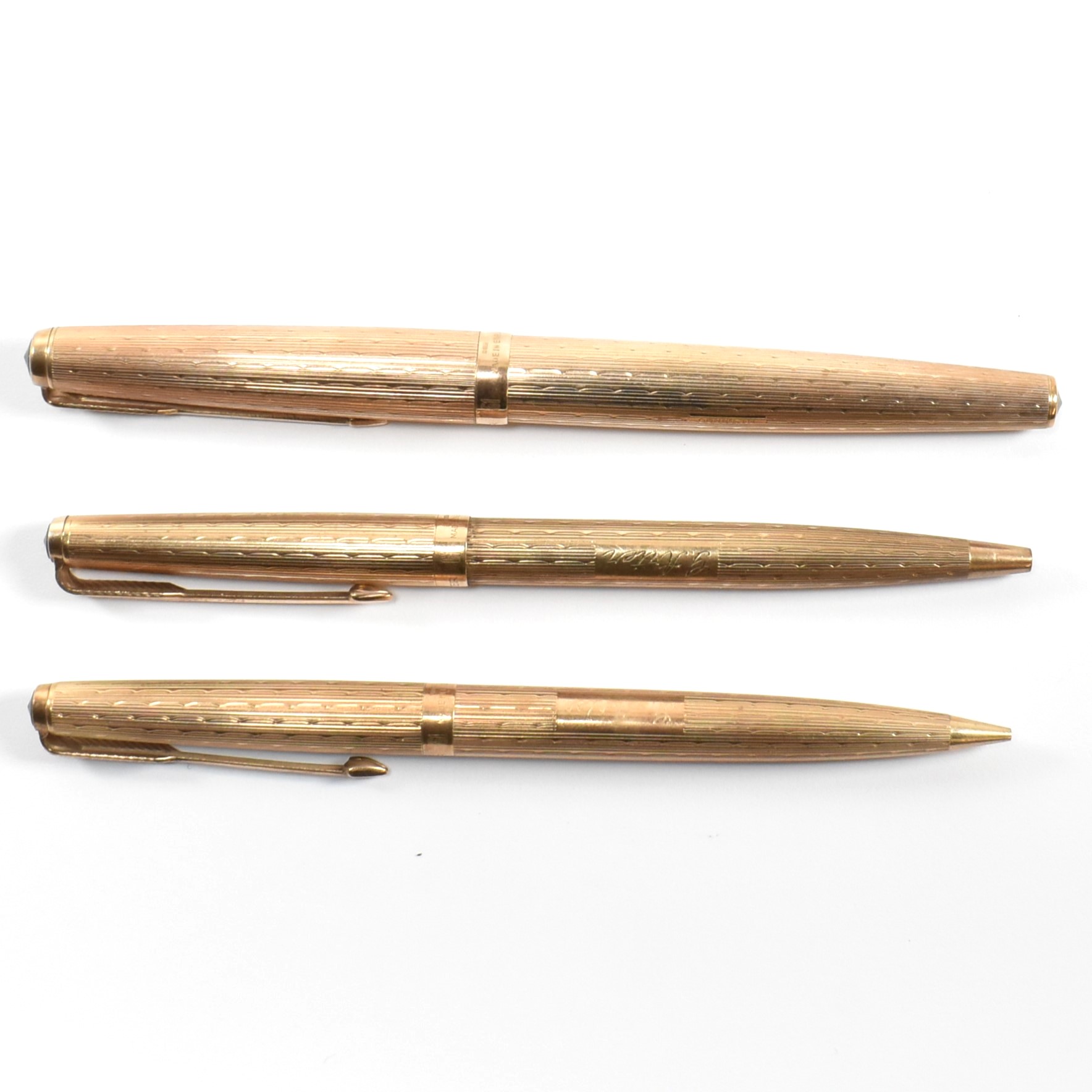 CASED SET OF THREE HALLMARKED 9CT GOLD PARKER PENS