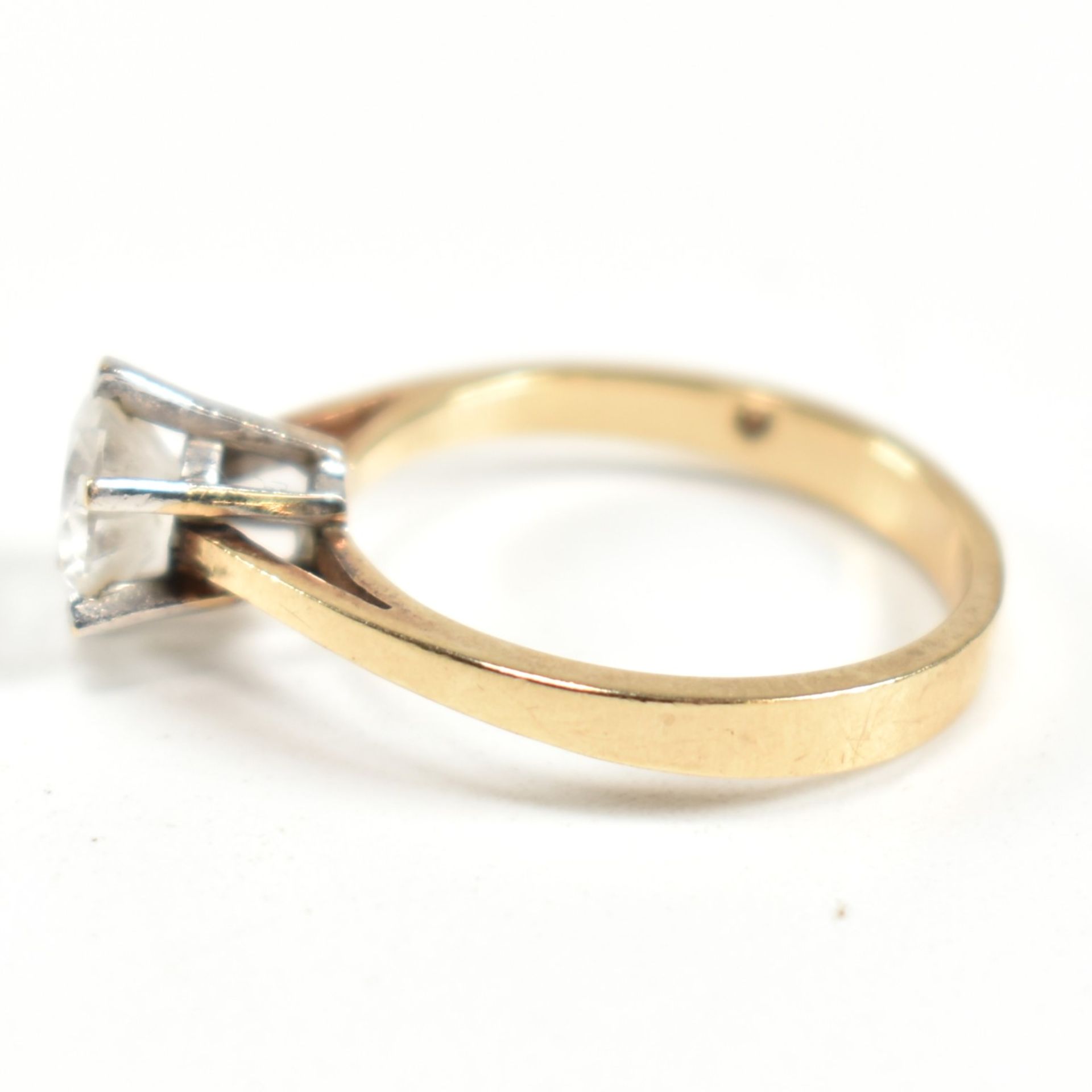 HALLMARKED 9CT GOLD & CZ SOLITAIRE RING - Image 7 of 8