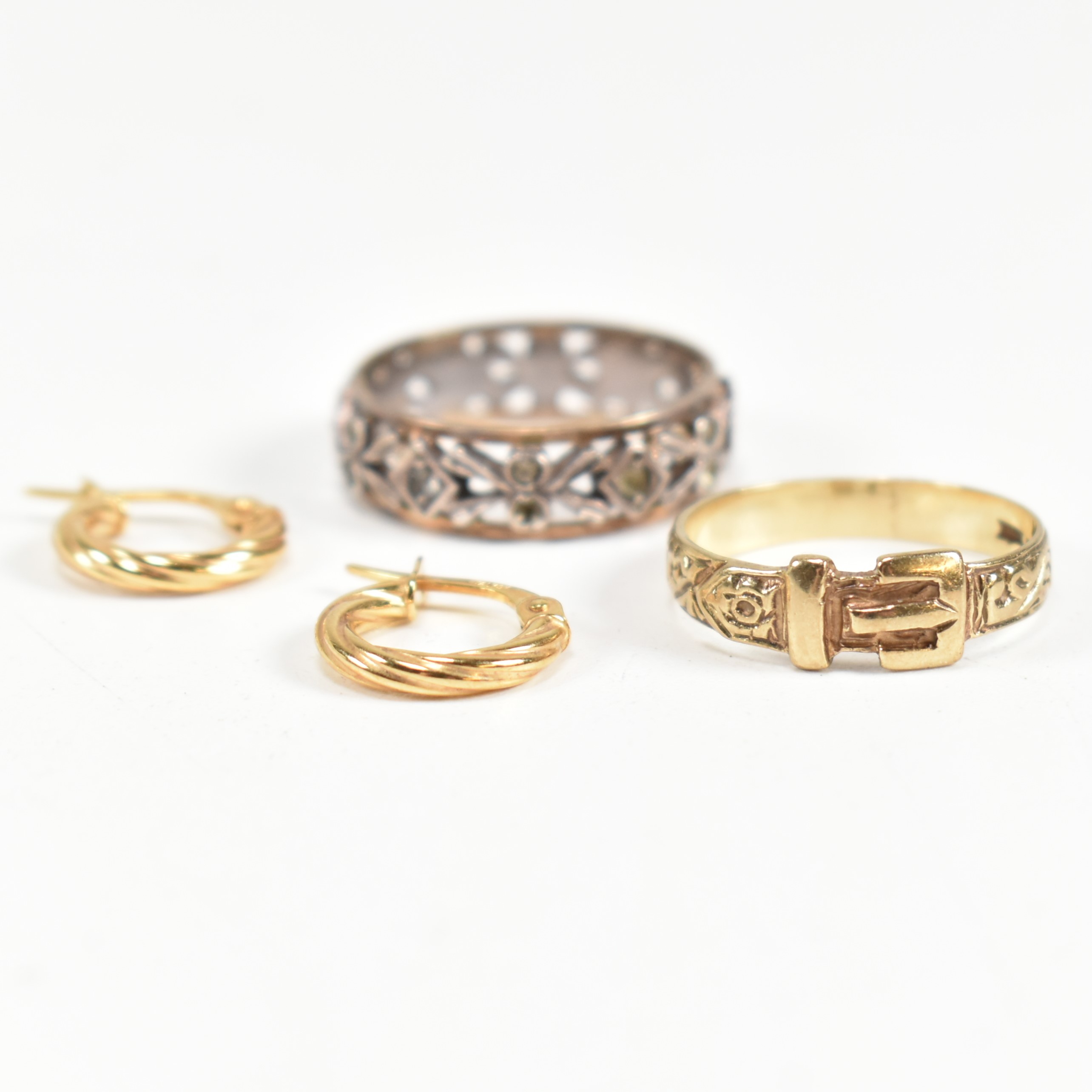COLLECTION OF 9CT GOLD JEWELLERY INCLUDING GOLD & SILVER ETERNITY RING - Image 3 of 13