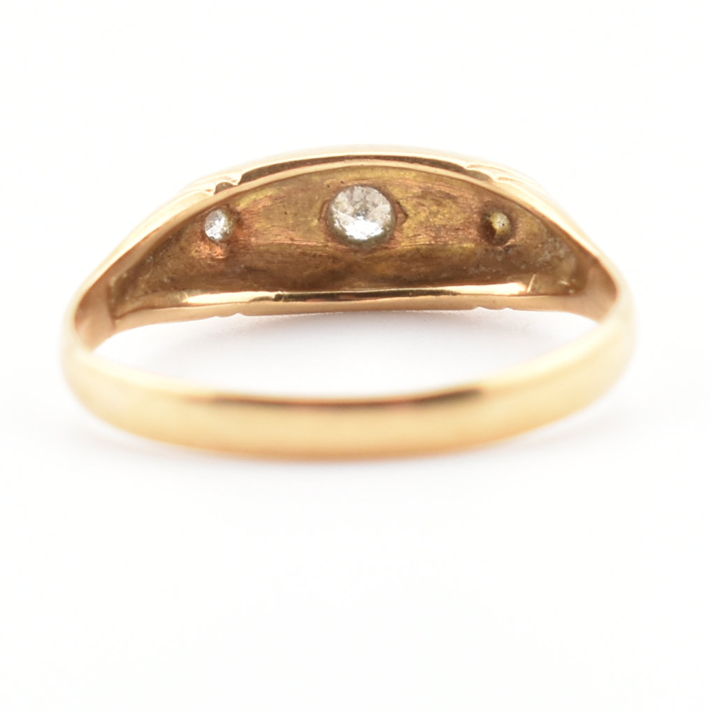 CASED HALLMARKED 18CT GOLD & DIAMOND RING - Image 4 of 7