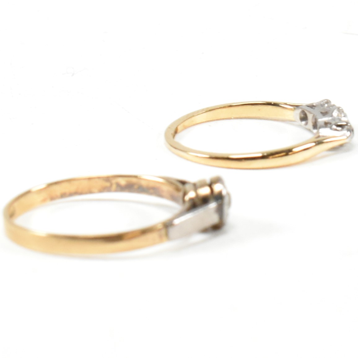 TWO 18CT GOLD & PLATINUM DIAMOND RINGS - Bild 3 aus 7