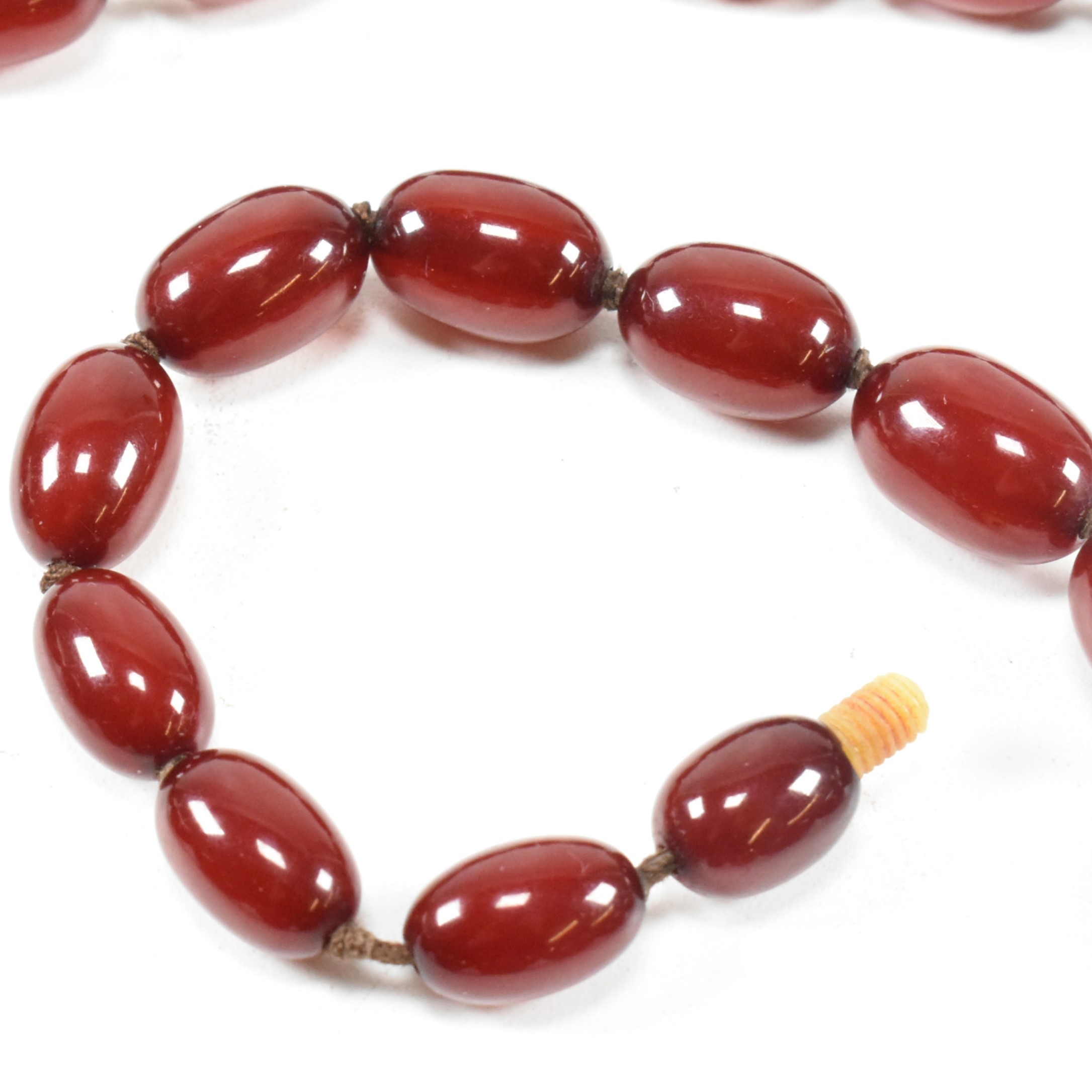 CHERRY AMBER BAKELITE BEAD NECKLACE - Image 3 of 7