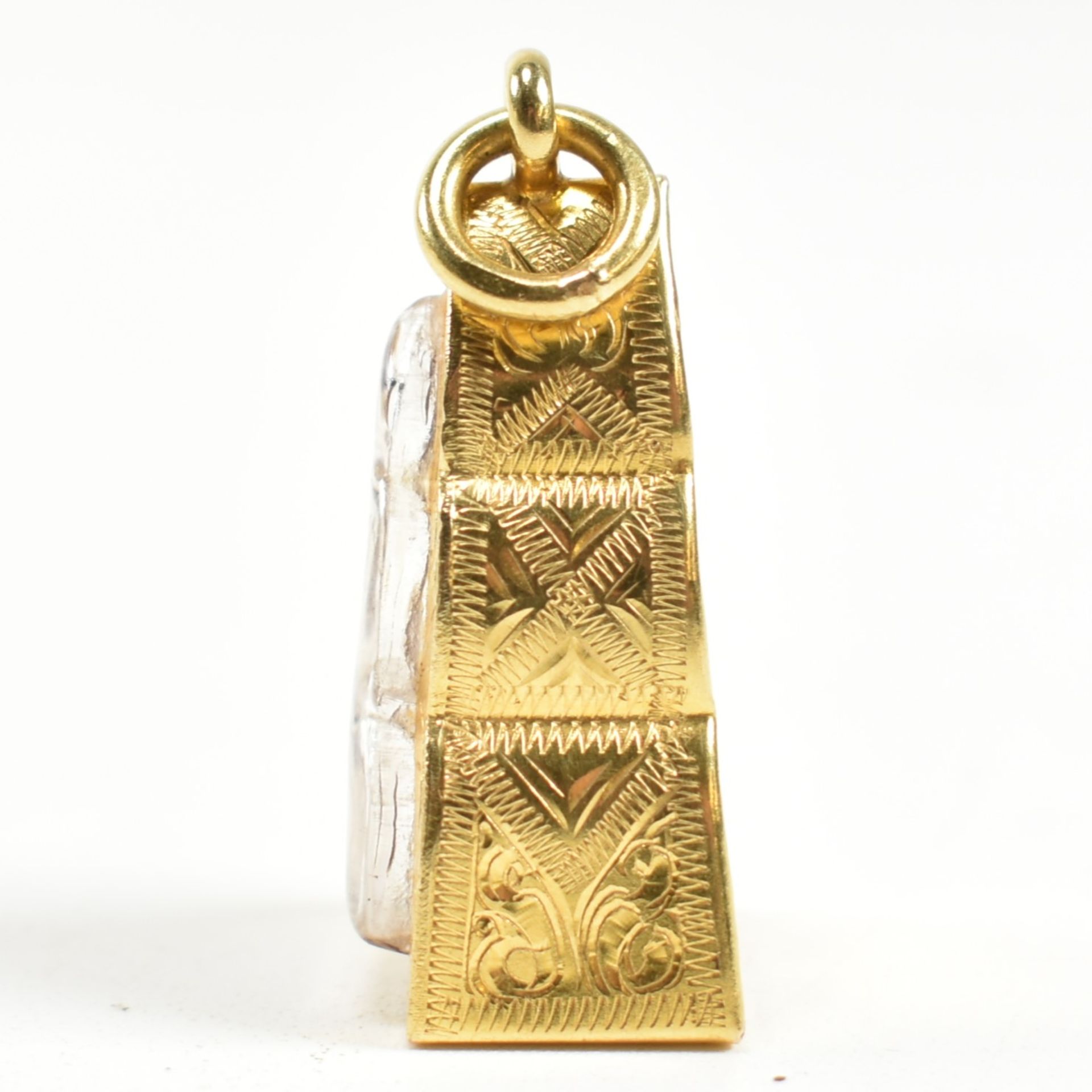 18CT GOLD THAI BUDDHA AMULET NECKLACE PENDANT - Image 4 of 7