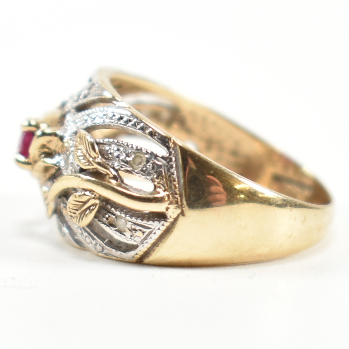HALLMARKED 9CT GOLD RUBY & DIAMOND RING - Image 6 of 9
