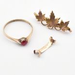 10CT GOLD MAPLE LEAF BROOCH PIN TOGETHER WITH 9CT GOLD RING & RESIZER