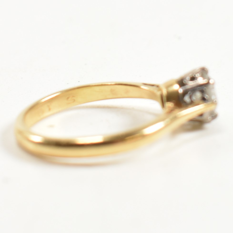 HALLMARKED 18CT GOLD & DIAMOND SOLITAIRE RING - Image 4 of 10