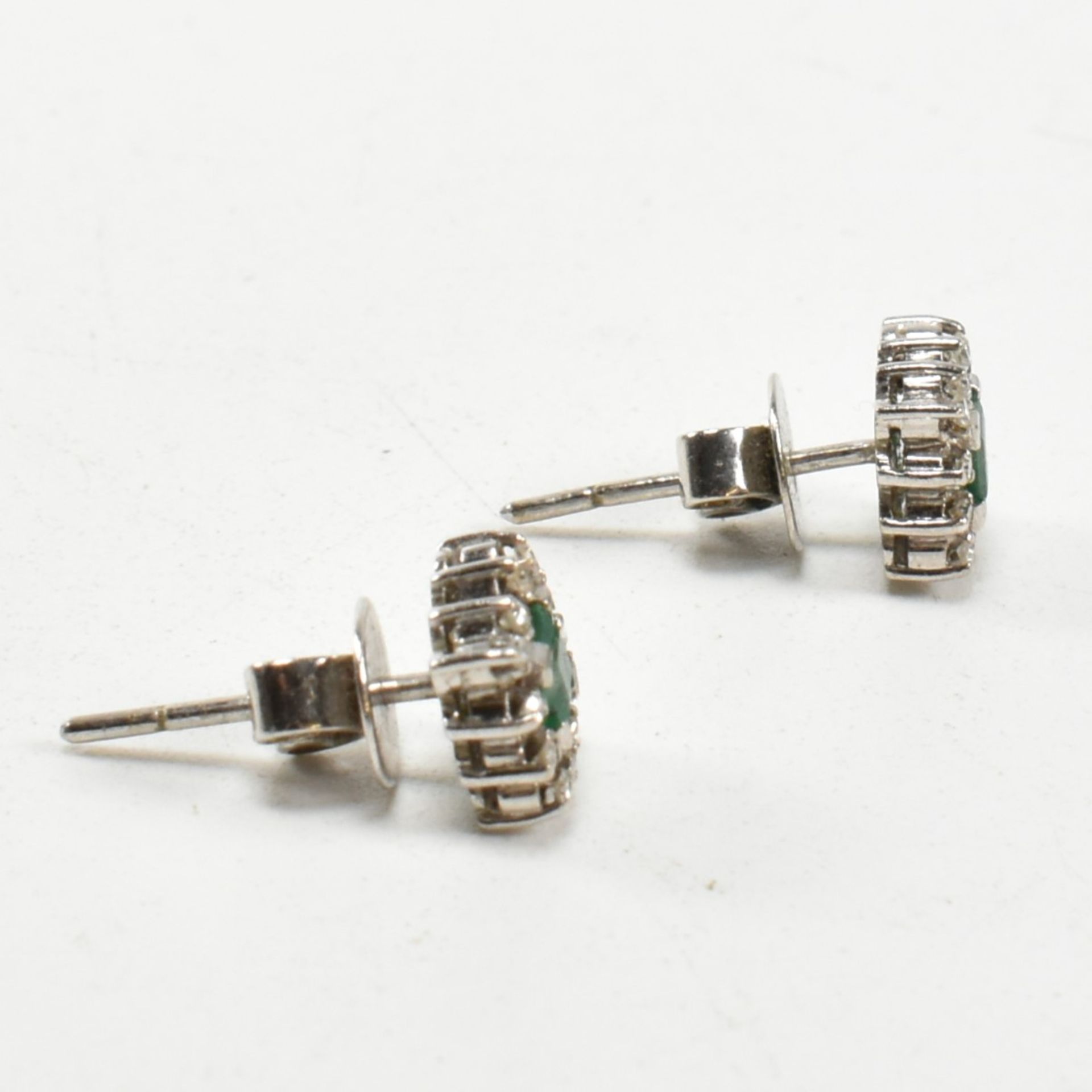 WHITE GOLD EMERALD & DIAMOND CLUSTER EARRINGS - Image 3 of 5