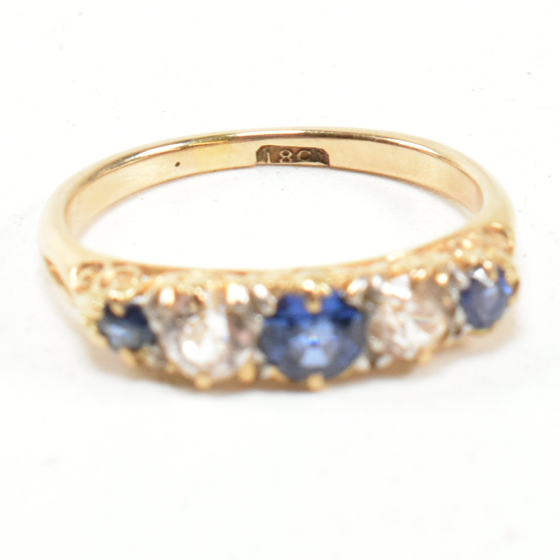 18CT GOLD & SAPPHIRE GYPSY RING - Image 6 of 7