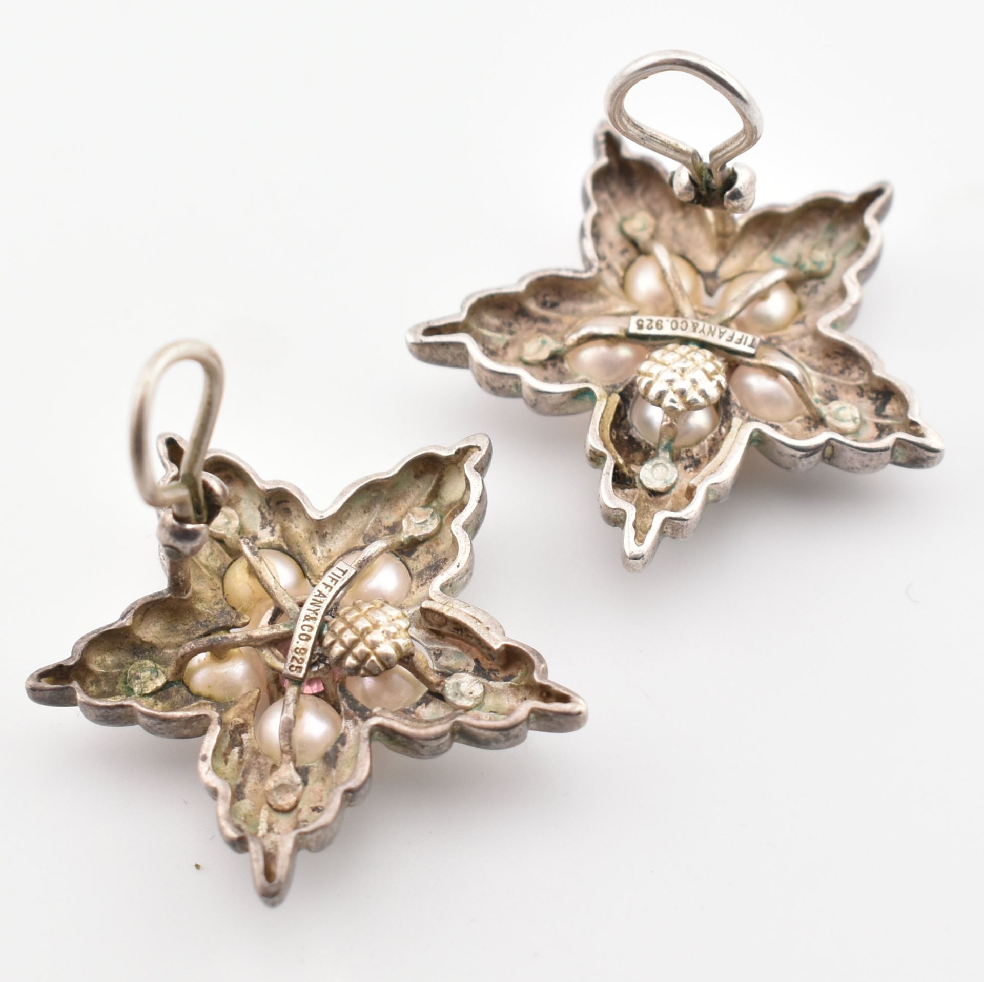 TIFFANY & CO SILVER & PEARL STAR CLIP EARRINGS - Image 3 of 5