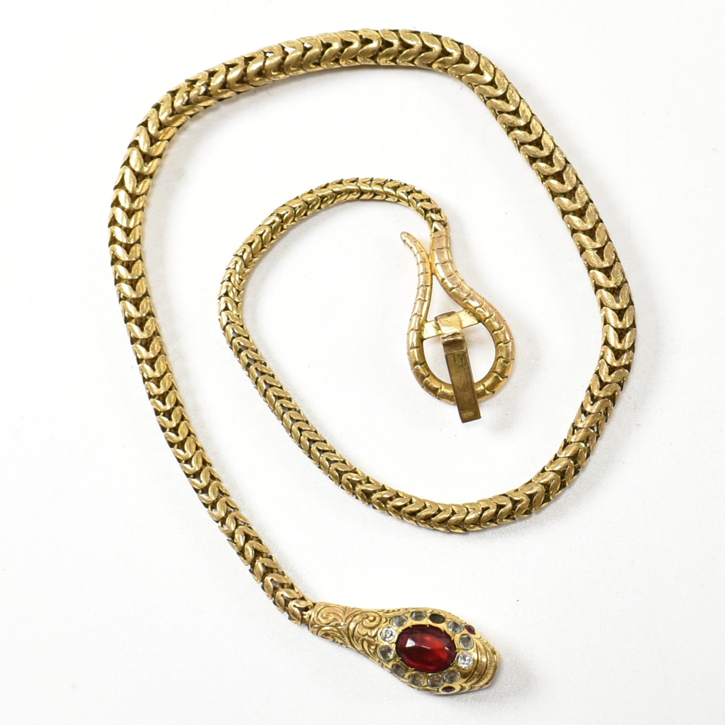 LATE VICTORIAN/EARLY EDWARDIAN GILT METAL & PASTE SNAKE NECKLACE - Image 5 of 11