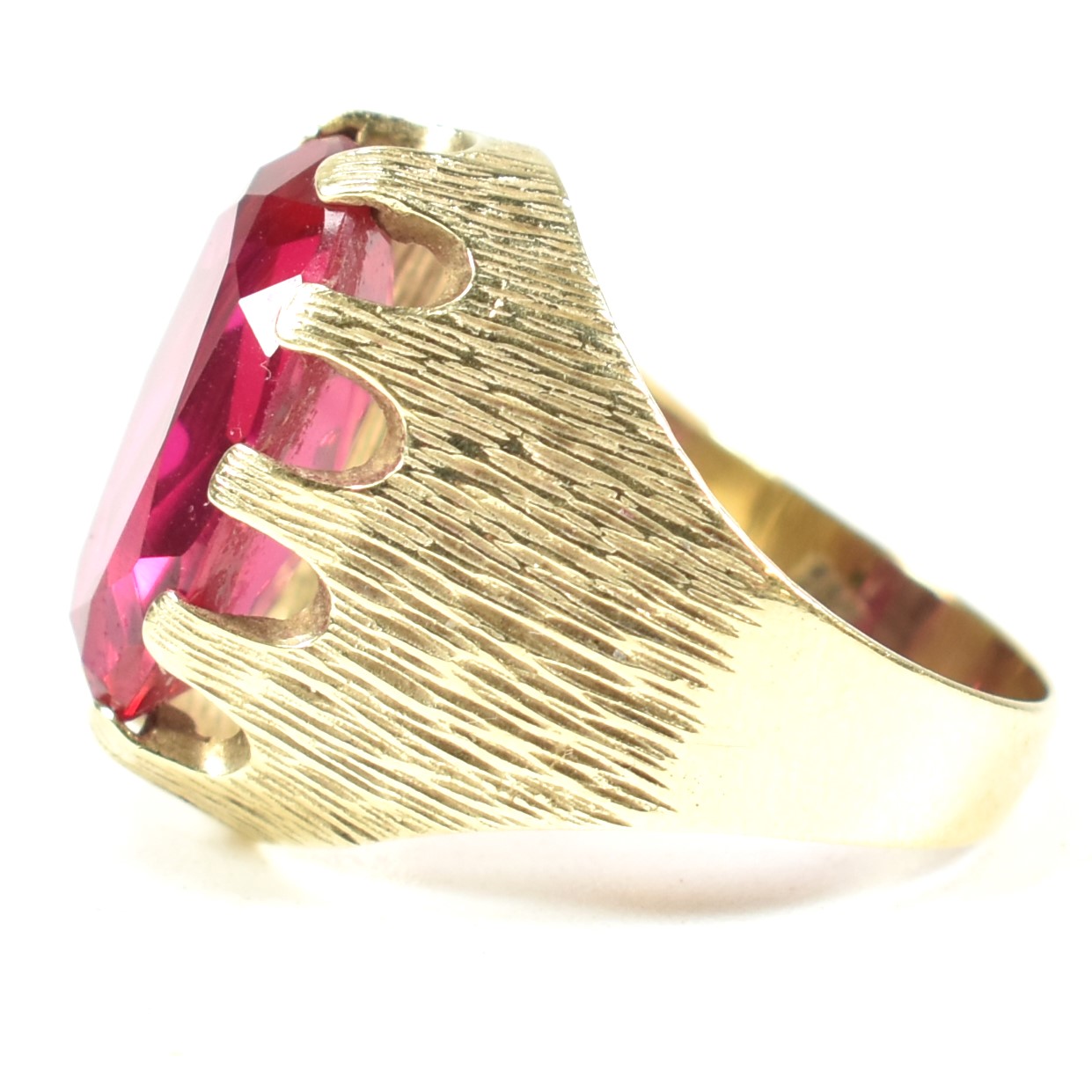 1970S 14CT GOLD SYNTHETIC RUBY RING - Image 5 of 7