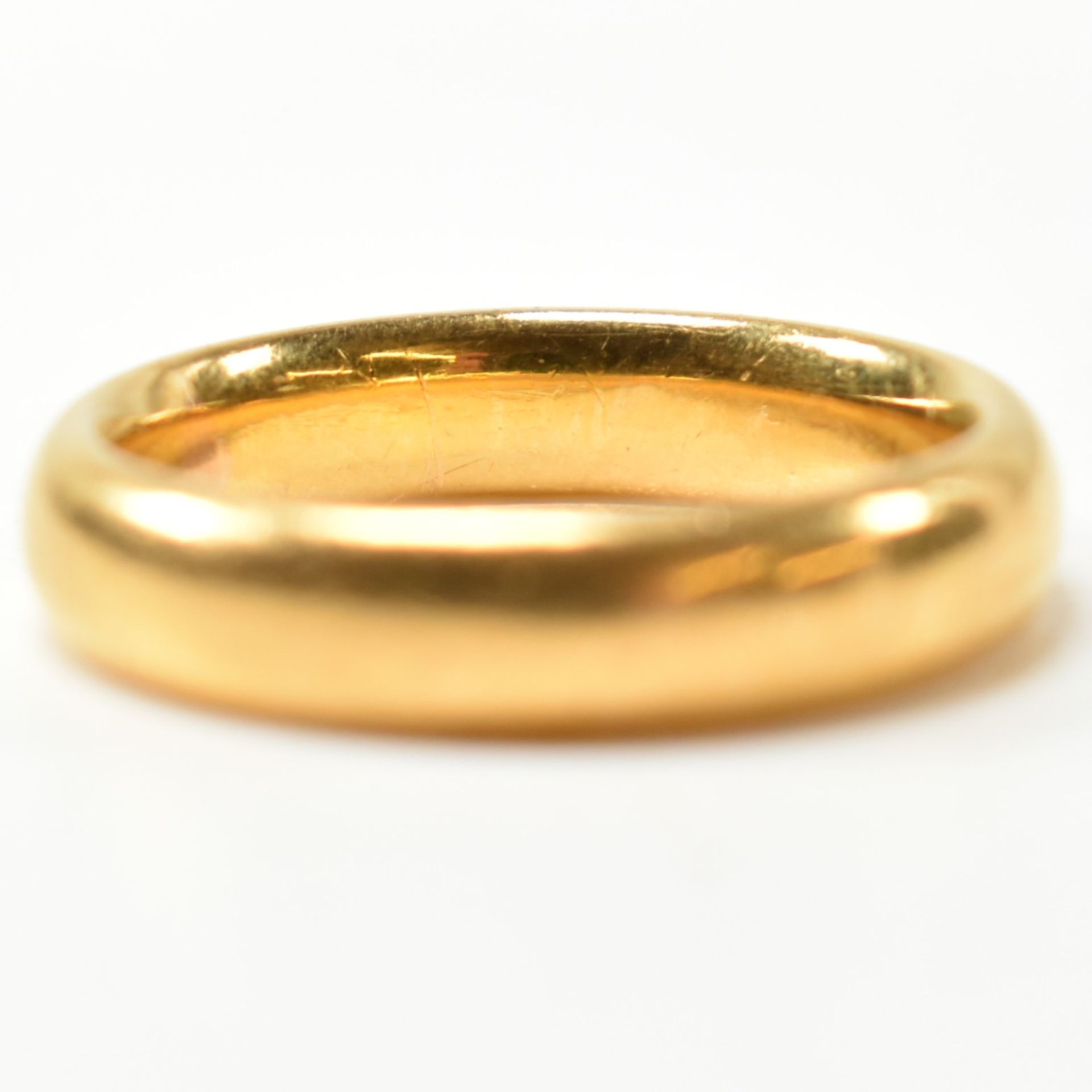 HALLMARKED 22CT GOLD BAND RING - Image 2 of 5