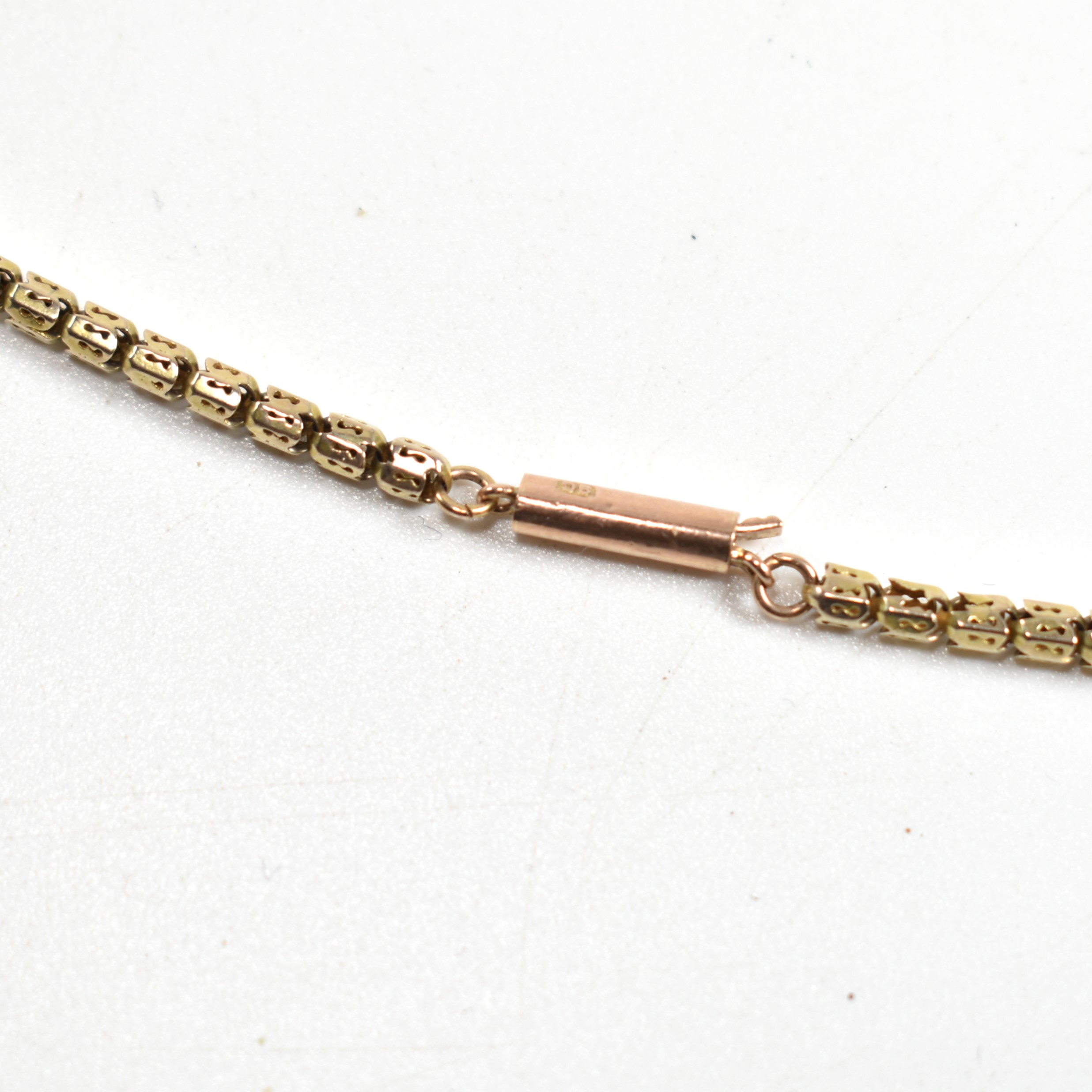 9CT GOLD FANCY LINK CHAIN NECKLACE - Image 2 of 5