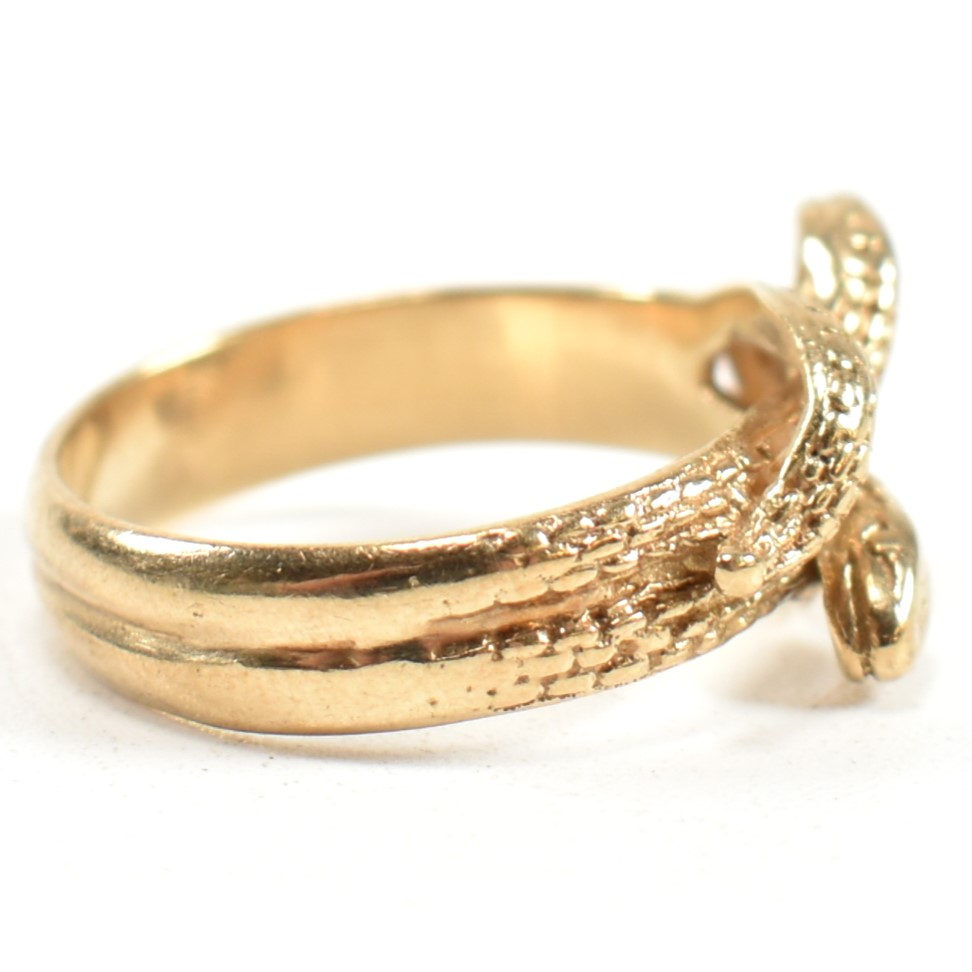 HALLMARKED 9CT GOLD ENTWINED SNAKE RING - Image 5 of 9