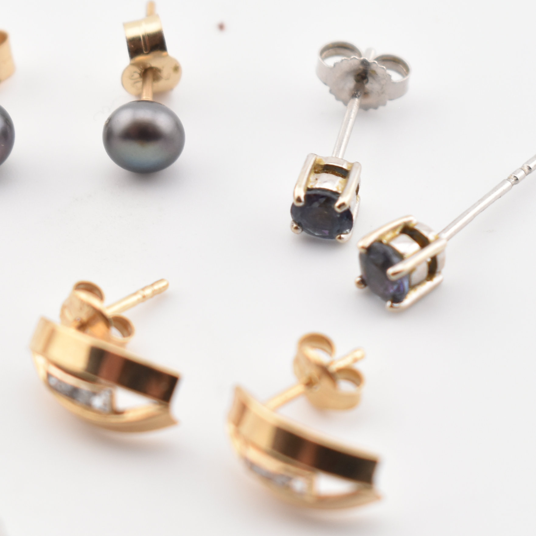 COLLECTION OF 9CT GOLD & GEM SET EARRINGS - Image 5 of 5