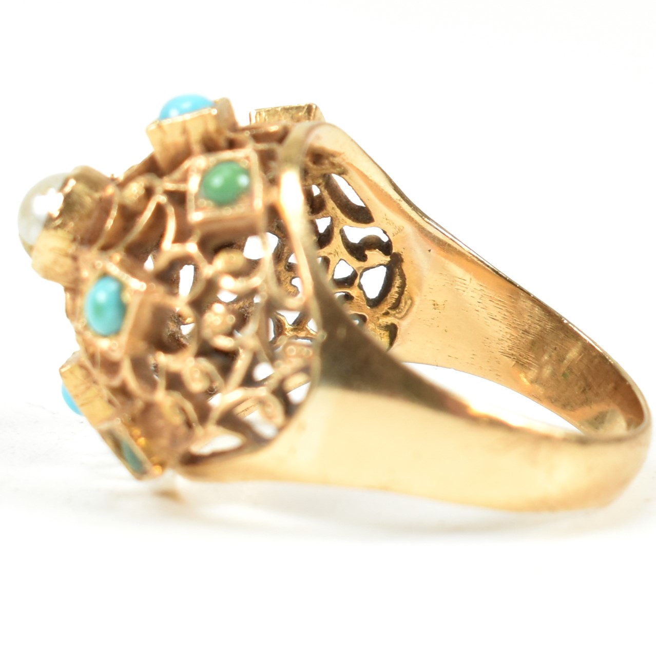 18CT GOLD & TURQUOISE BOMBE RING - Image 8 of 10