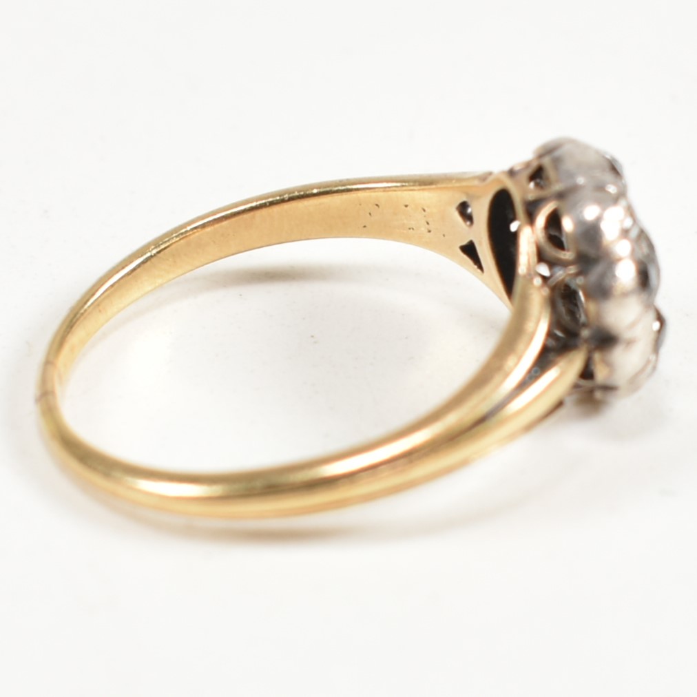 GOLD & DIAMOND CLUSTER RING - Image 4 of 8