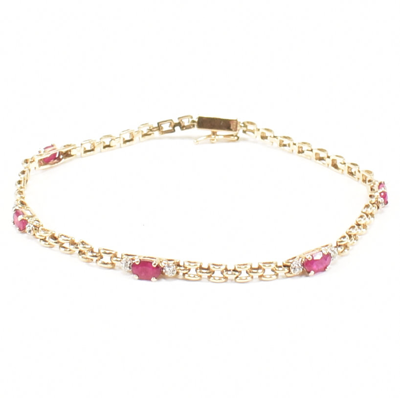 HALLMARKED 10CT GOLD DIAMOND & SYNTHETIC RUBY BRACELET