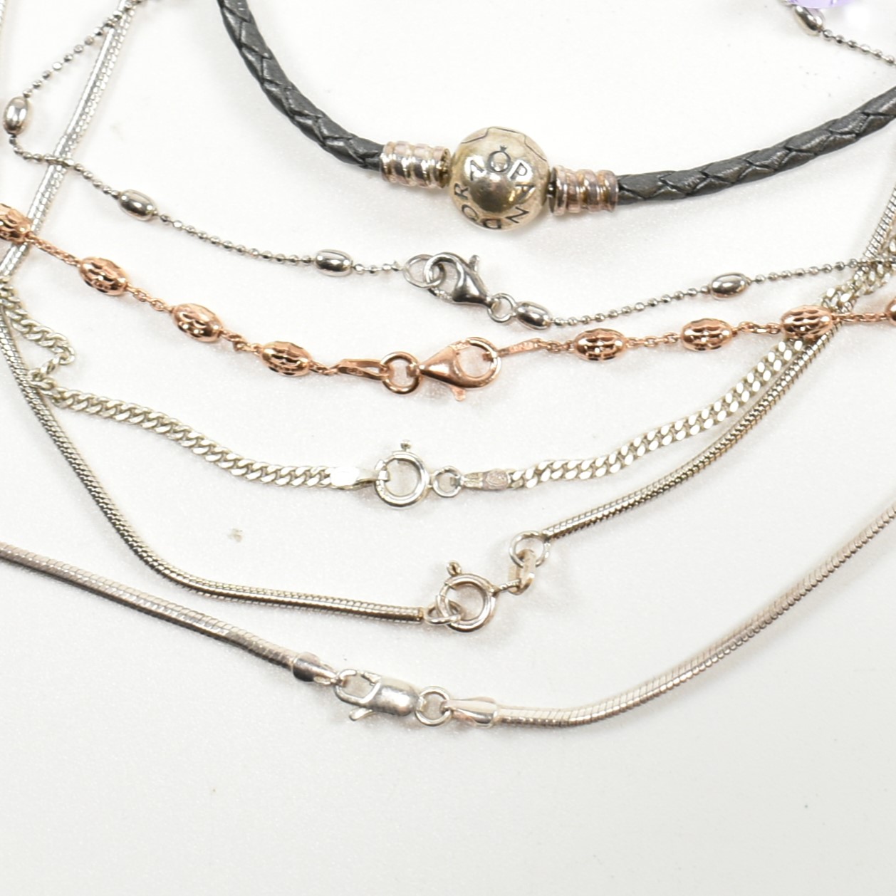 COLLECTION OF SILVER NECKLACES & GEM SET PENDANT NECKLACES & PANDORA ROPE TWIST BRACELET - Image 6 of 6