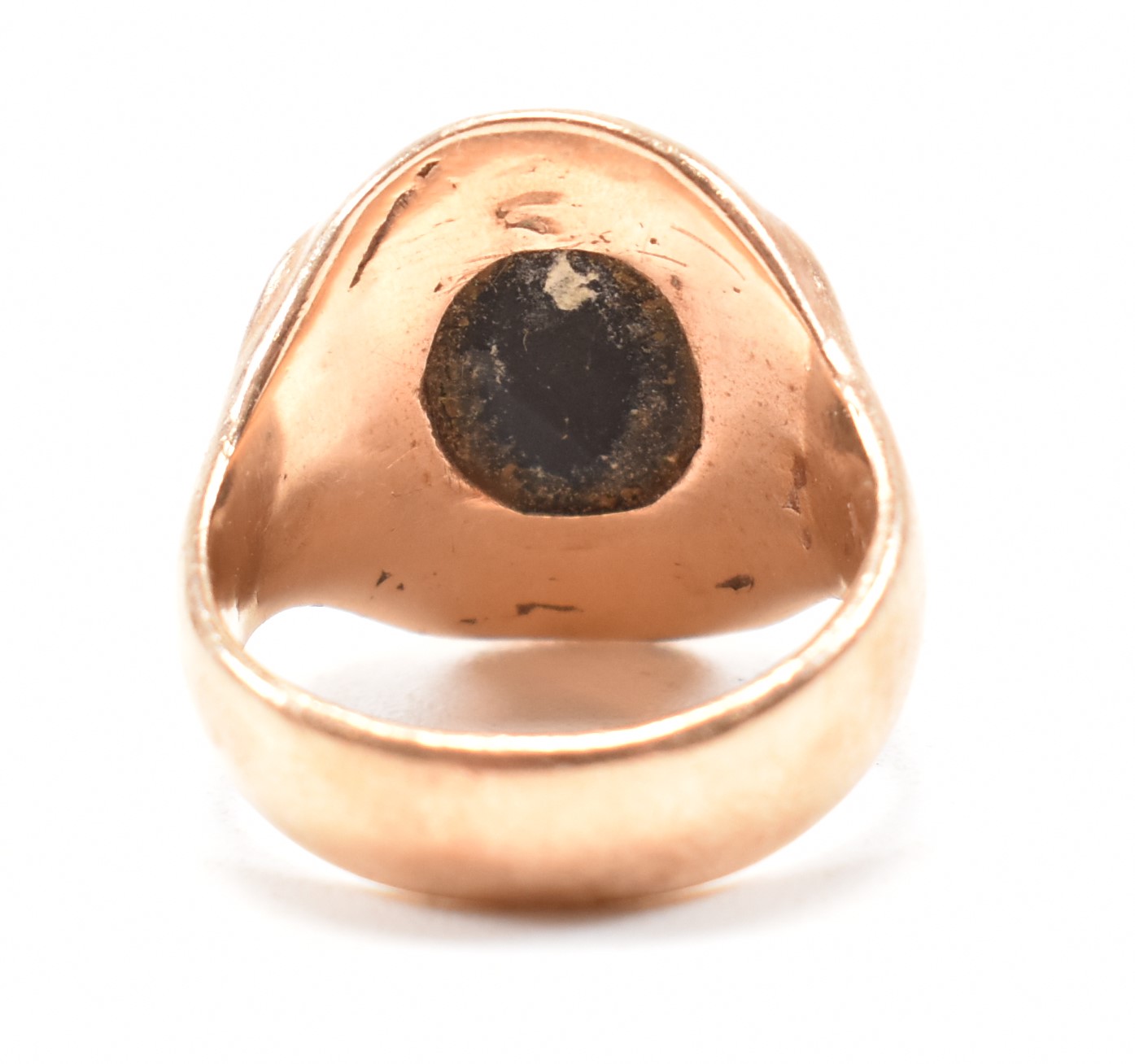 ANTIQUE YELLOW METAL & BLACK STONE SIGNET RING - Image 4 of 6