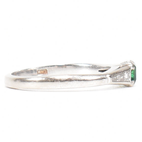 HALLMARKED 18CT WHITE GOLD EMERALD & DIAMOND RING - Image 3 of 9