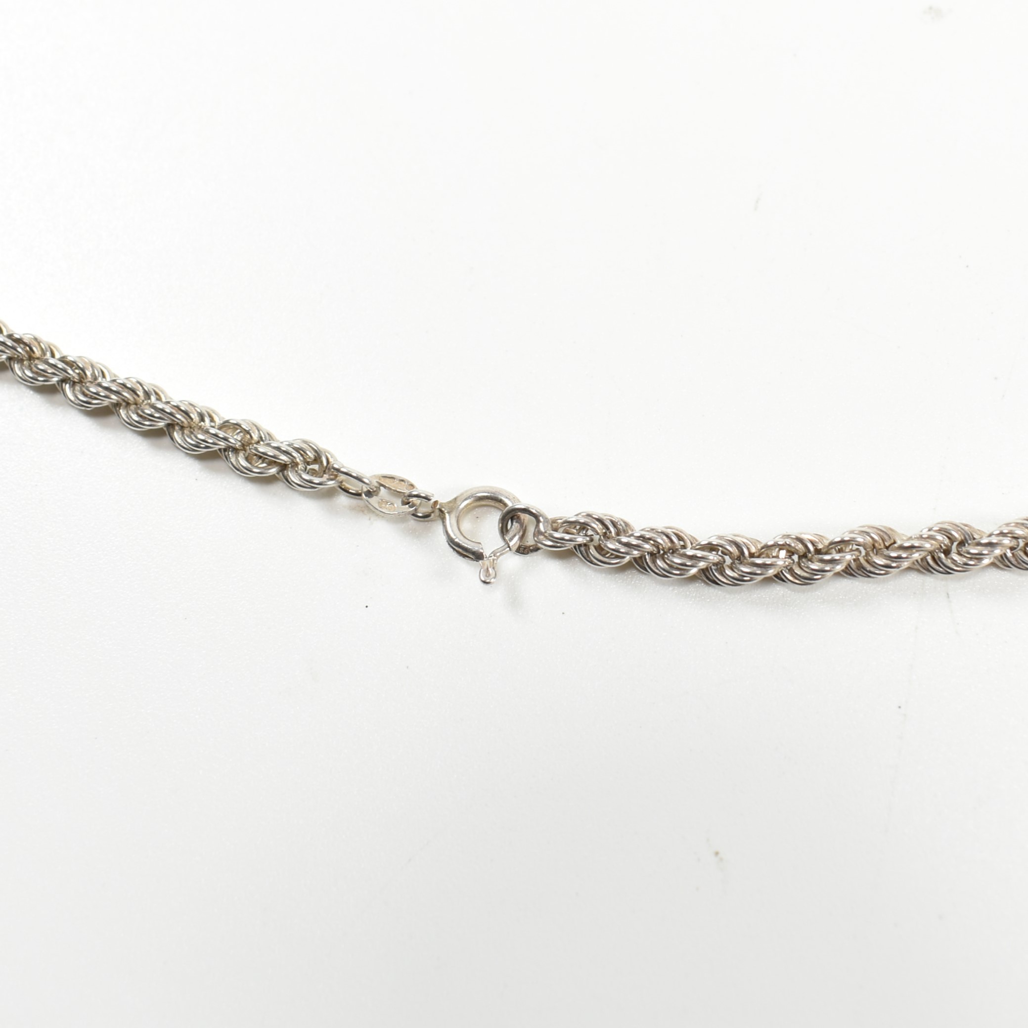 HALLMARKED SILVER TWISTED ROPE CHAIN NECKLACE - Image 2 of 4