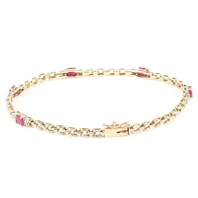 HALLMARKED 10CT GOLD DIAMOND & SYNTHETIC RUBY BRACELET - Image 2 of 7