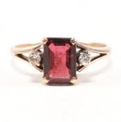 VINTAGE ROSE METAL GARNET & DIAMOND DRESS RING