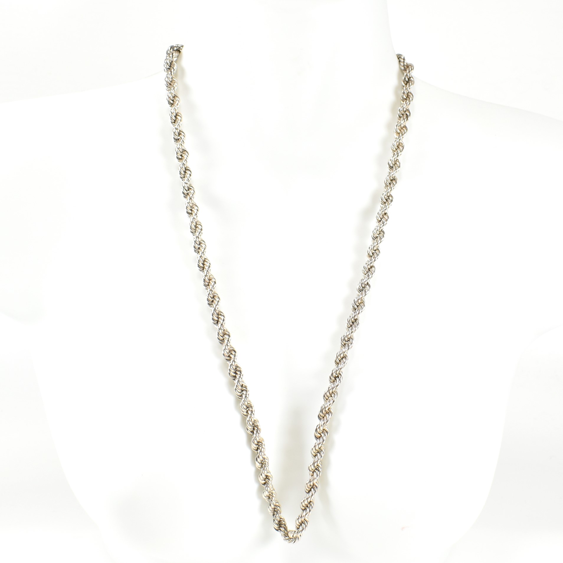 SILVER TWISTED ROPE CHAIN NECKLACE - Image 4 of 4