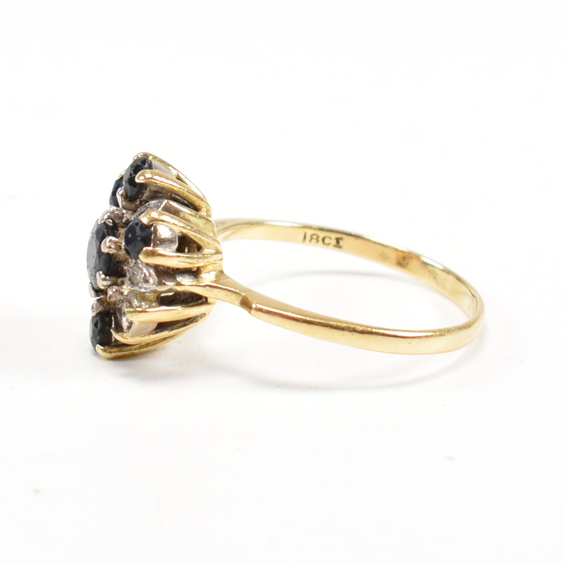 18CT GOLD SAPPHIRE & DIAMOND RING - AF - Image 4 of 8