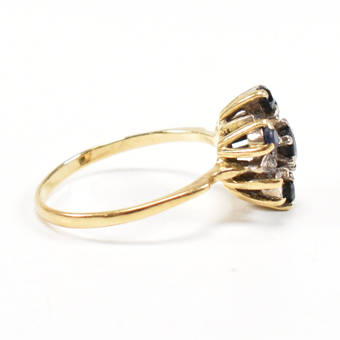 18CT GOLD SAPPHIRE & DIAMOND RING - AF - Image 3 of 8