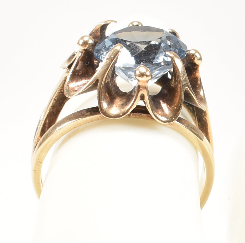 HALLMARKED 9CT GOLD & SYNTHETIC SPINEL RING - Image 9 of 9