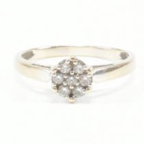 HALLMARKED 18CT GOLD & DIAMOND CLUSTER RING