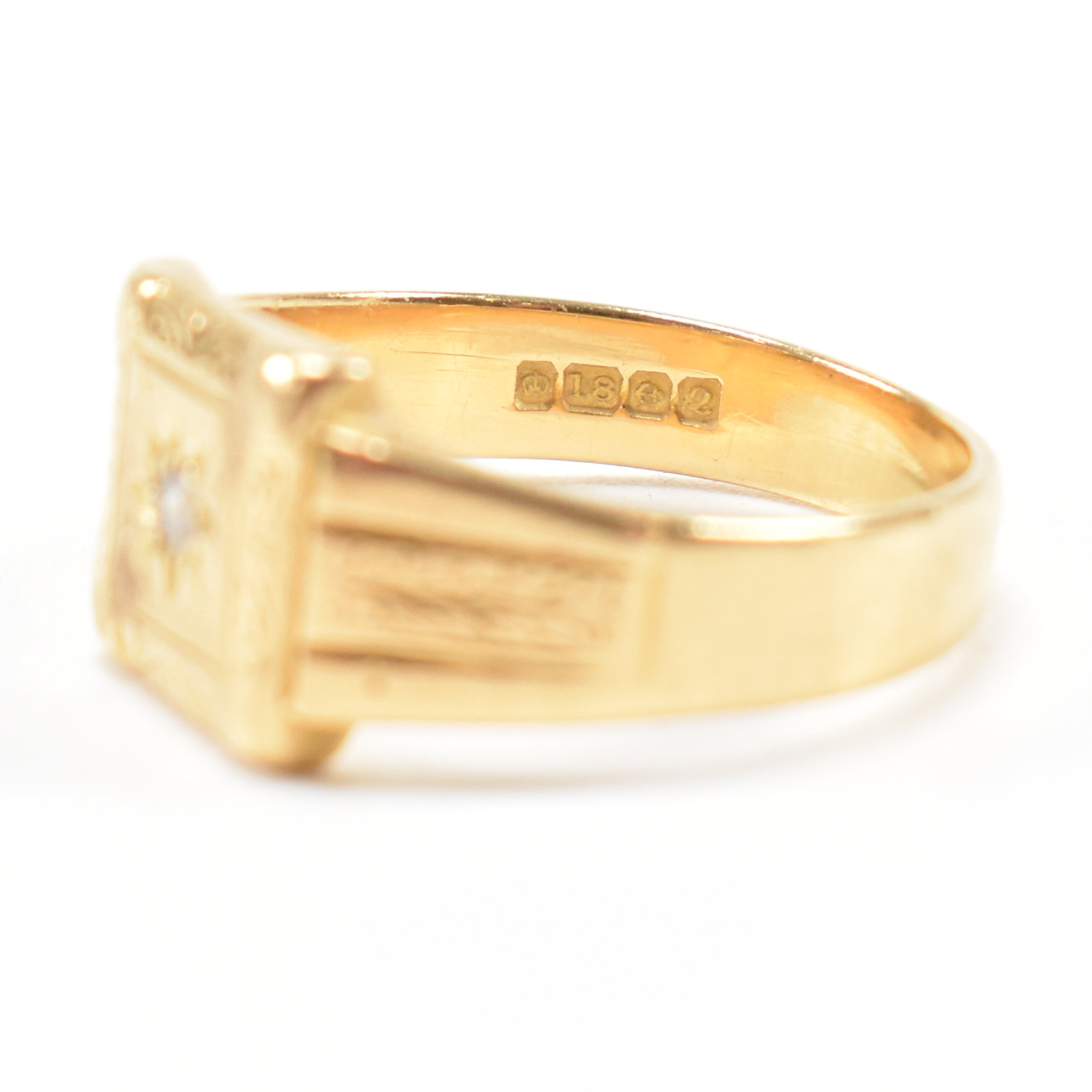 VINTAGE HALLMARKED 18CT GOLD & DIAMOND SIGNET RING - Image 8 of 9