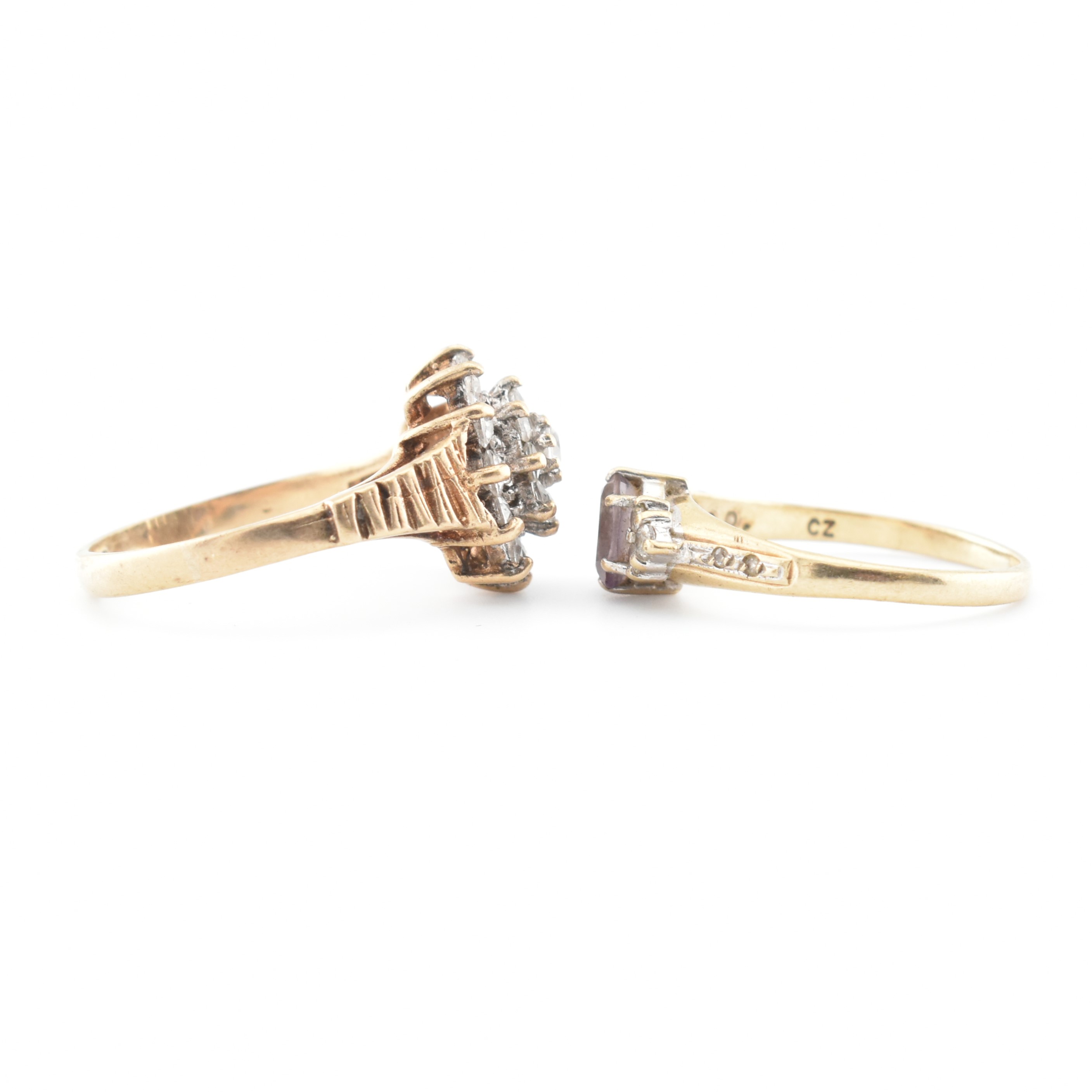 TWO HALLMARKED 9CT GOLD CLUSTER RINGS - Image 2 of 6