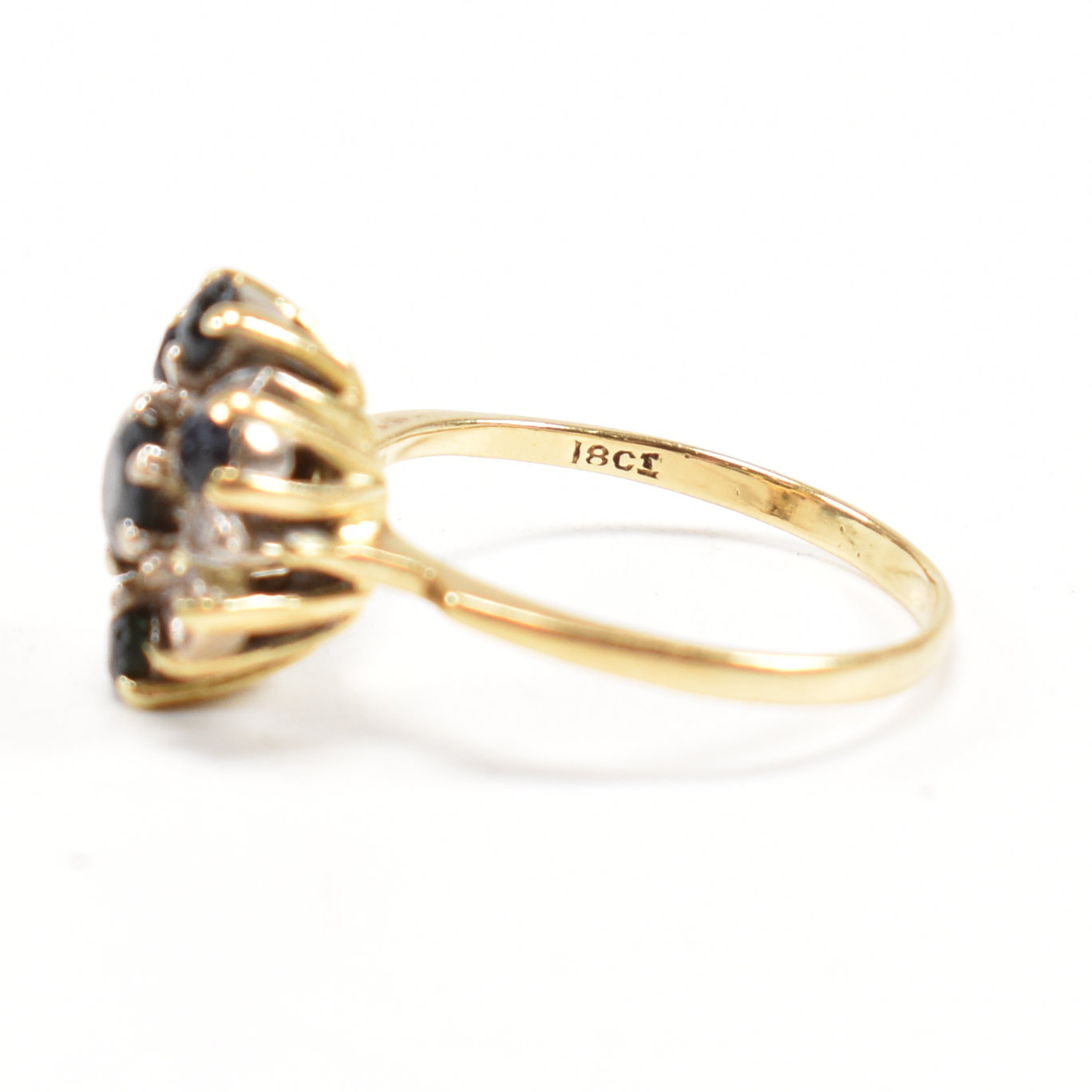 18CT GOLD SAPPHIRE & DIAMOND RING - AF - Image 7 of 8