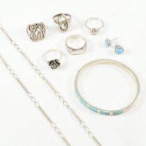 ASSORTED COLLECTION OF CONTEMPORARY & VINTAGE 925 & WHITE METAL JEWELLERY